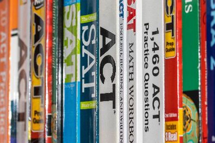 10 best ACT books recommended for ACT prep