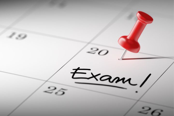 What are the IELTS exam dates 2022?