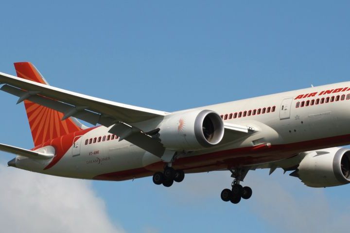 Latest student advice for travelling to the UK from red listed countries
