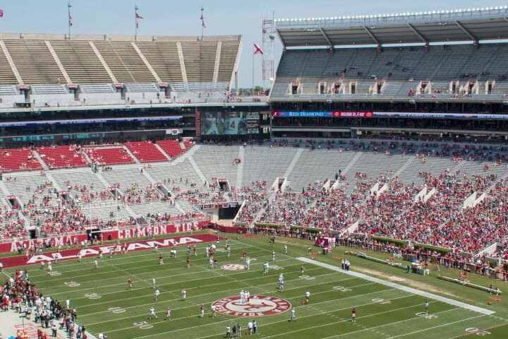 Why are college sports so popular in the USA?