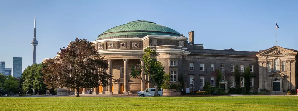 5 best universities to study law (LLB) in Canada